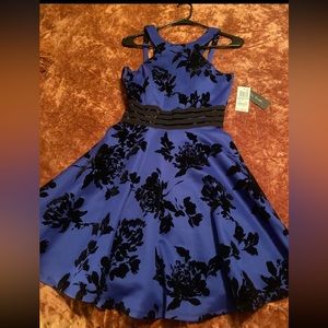 Formal velvet dress